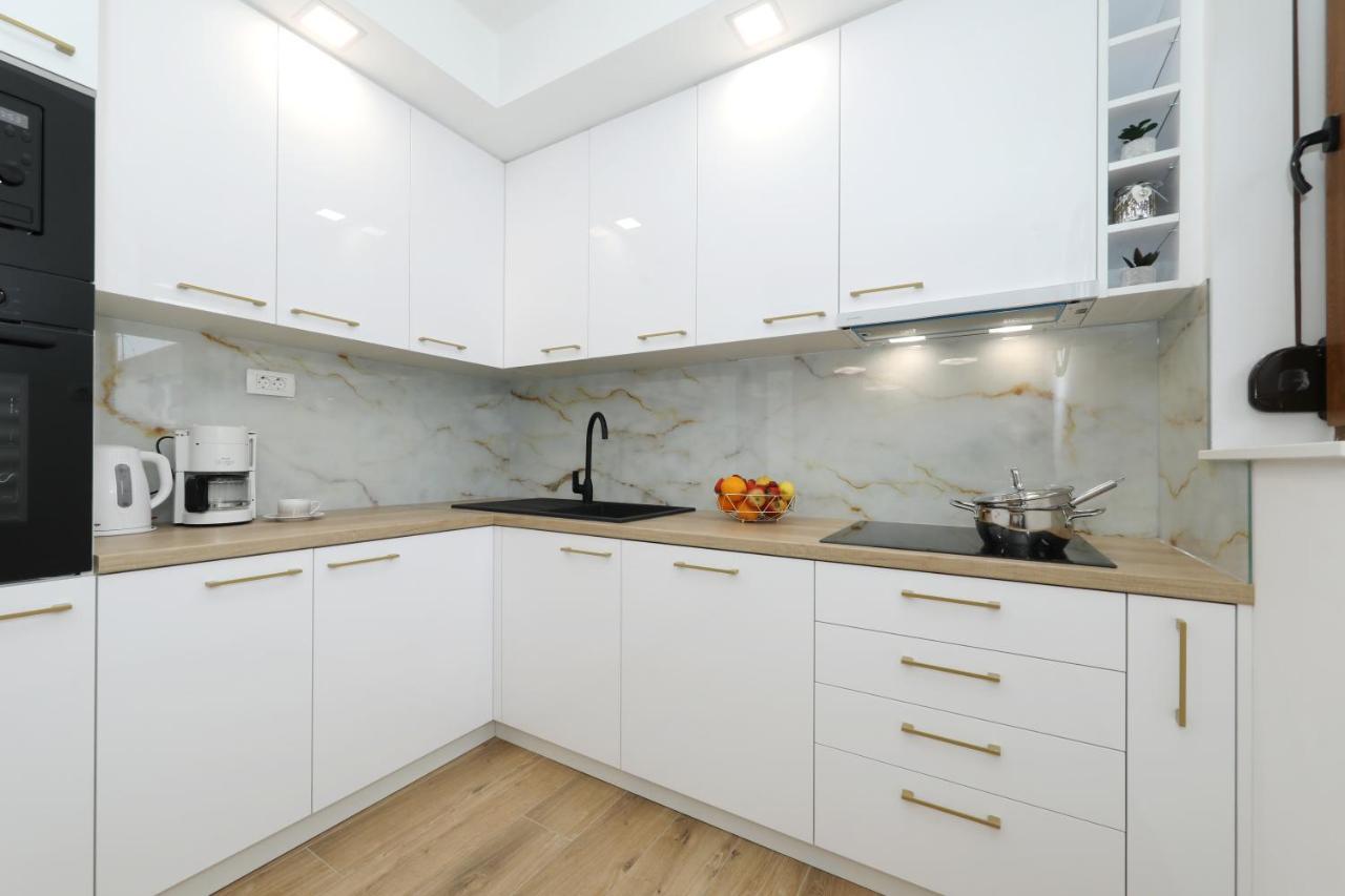 Apartment And Room Mare Задар Екстериор снимка